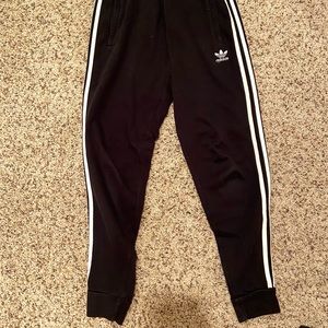 Adidas sweatpants
